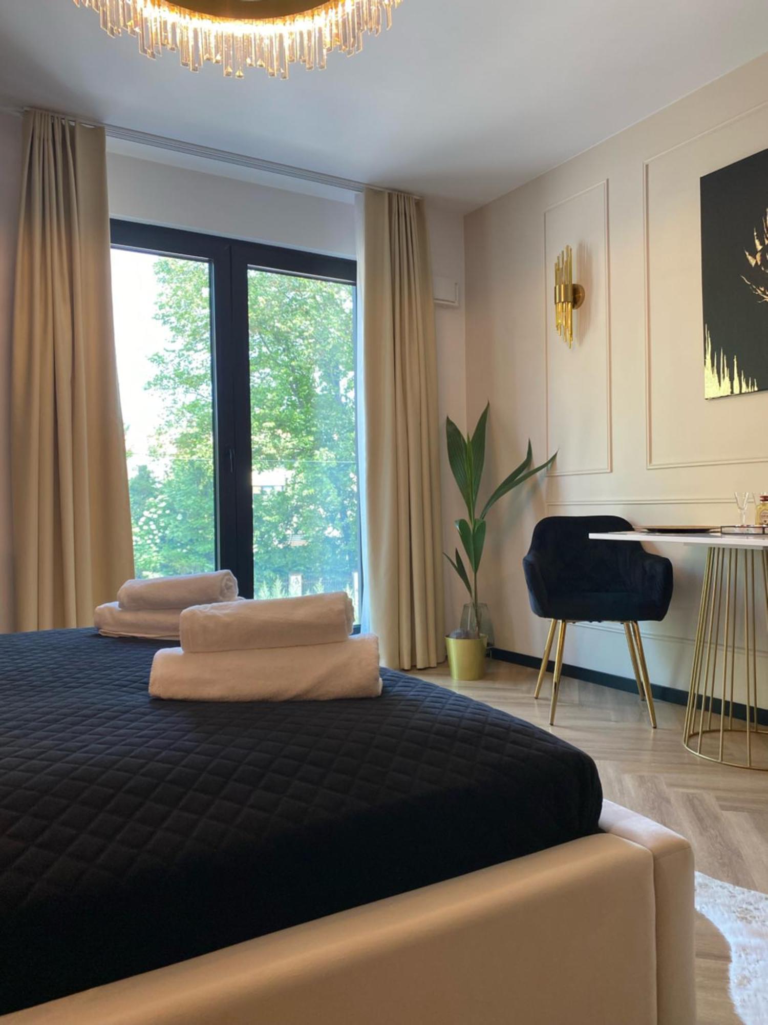 Lux Stays By Torres At K39 Krakau Exterior foto