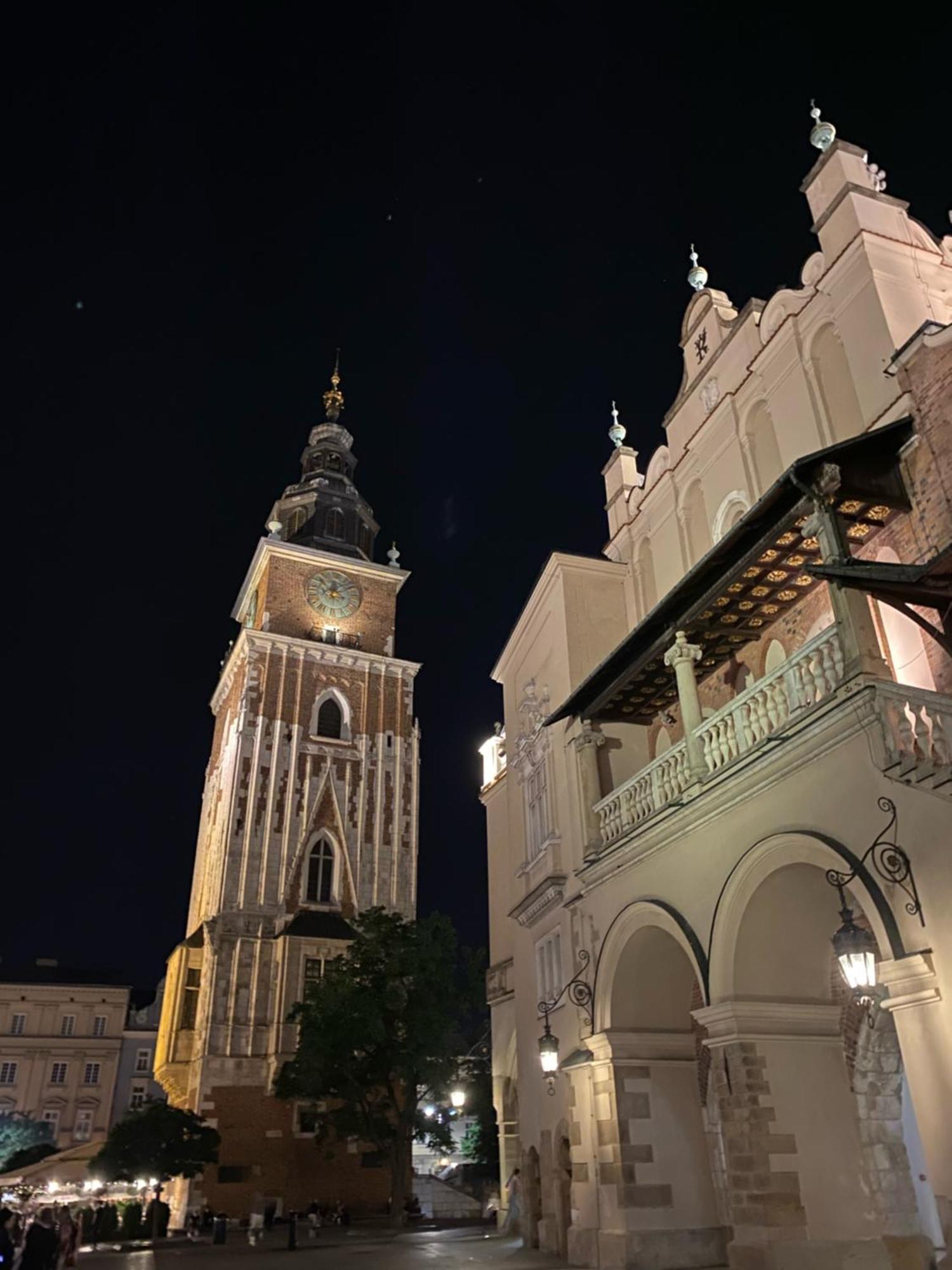 Lux Stays By Torres At K39 Krakau Exterior foto